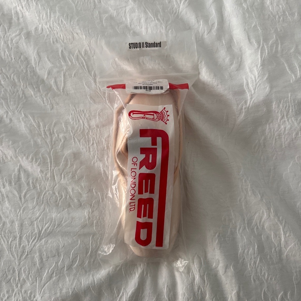 Freed of London Studio II Standard Pointe Shoes
